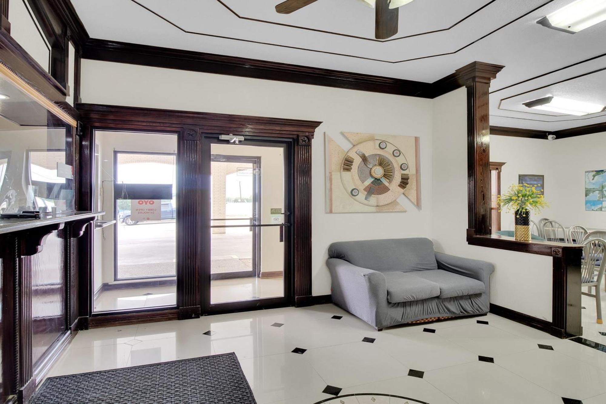 Three Rivers Executive Inn & Suites By Oyo Eksteriør bilde