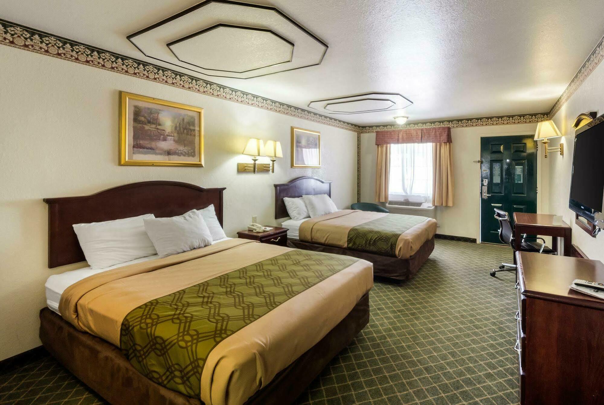 Three Rivers Executive Inn & Suites By Oyo Eksteriør bilde