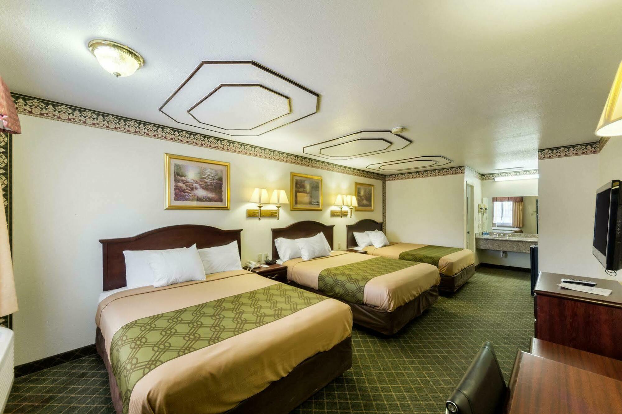 Three Rivers Executive Inn & Suites By Oyo Eksteriør bilde